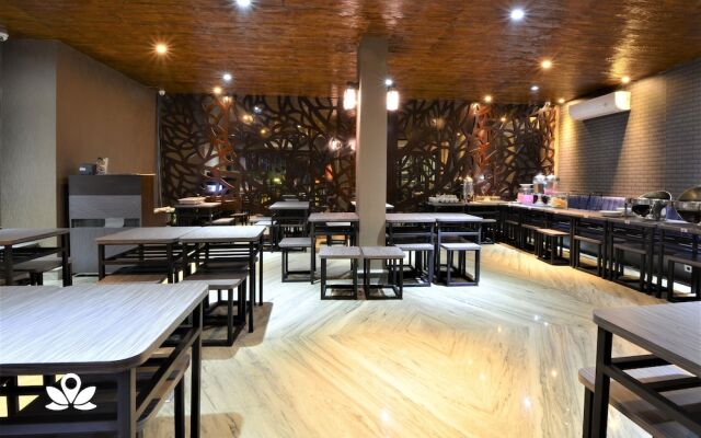 ZEN Rooms Duta Merlin