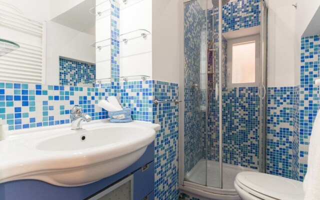 Lovely Nice 2 Beds Flat 4 Minutes From Vatican