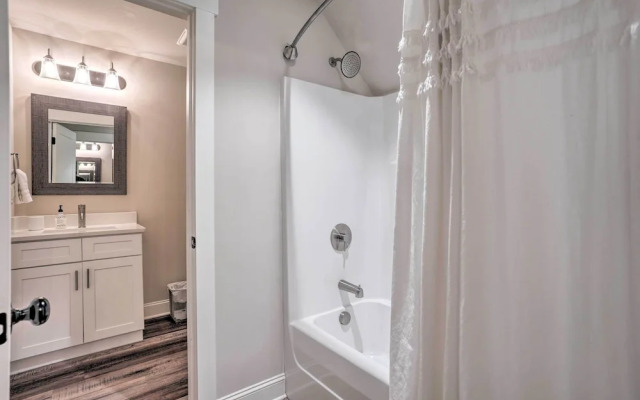 Wooded Escape w/ Beautiful Backyard + Mtn Views!