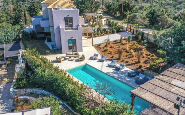 WEST VILLA by CYAMES