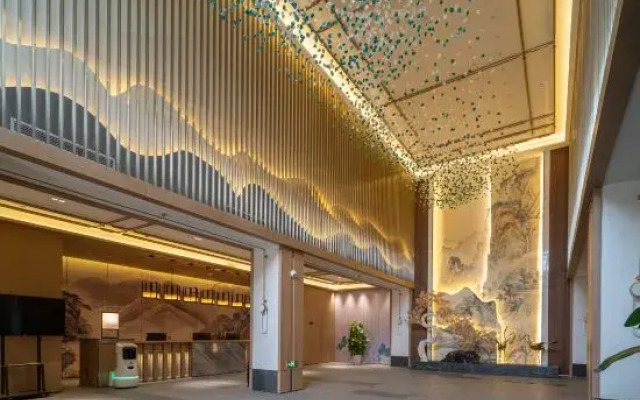 Anji Greenland The QUBE Hotel