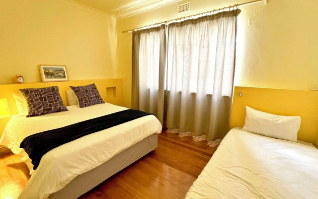 Long Street Backpackers