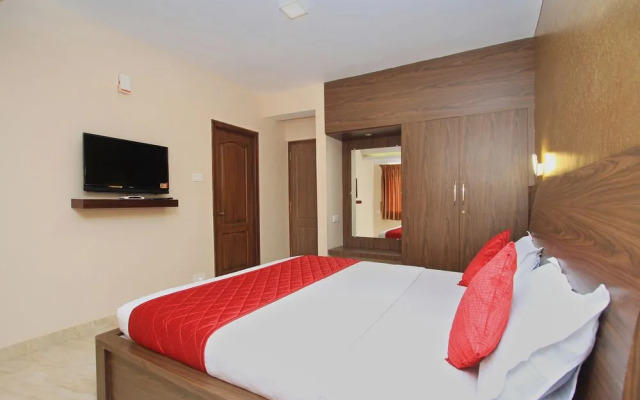 OYO 11396 Hotel Cyprus Inn