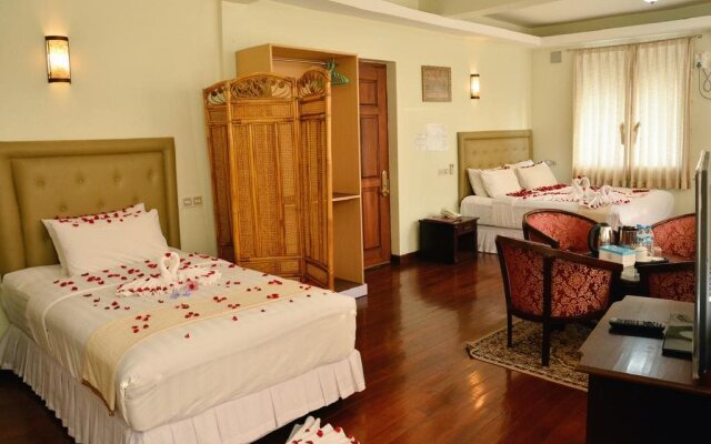 Nwe Waddy Hotel Pyin Oo Lwin