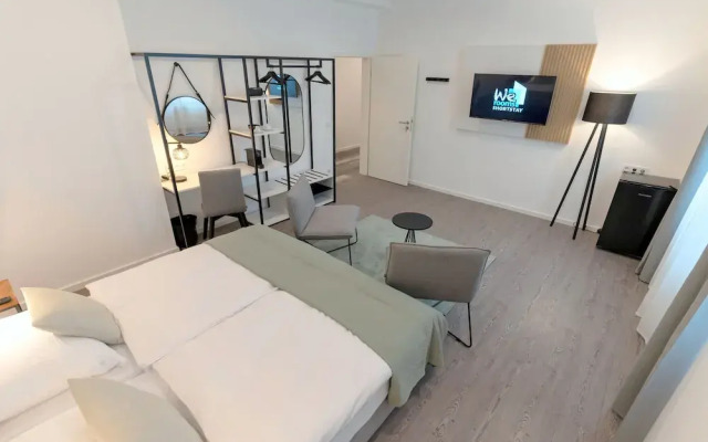 We rooms Shortstay