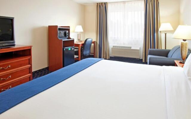 Holiday Inn Express LAPORTE