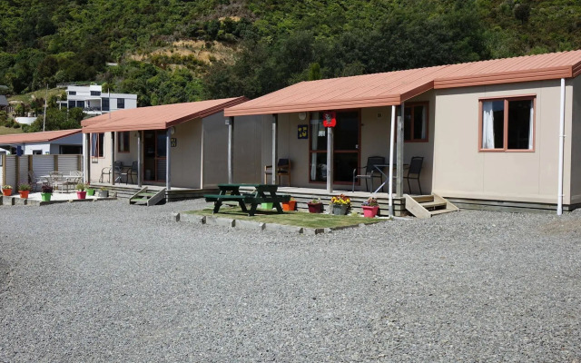 Waikawa Bay Holiday Park