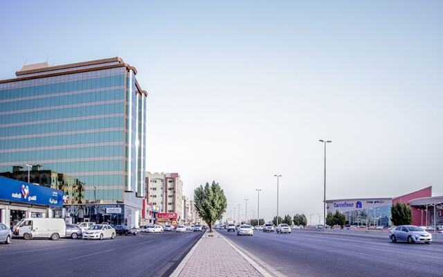 Platinum Suites Hotel Apartments