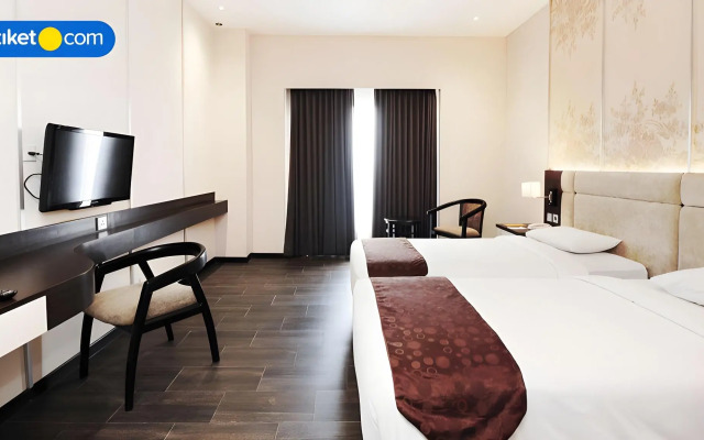 The Sun Hotel Sidoarjo