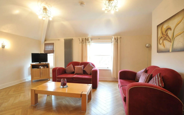 Chester Apartments
