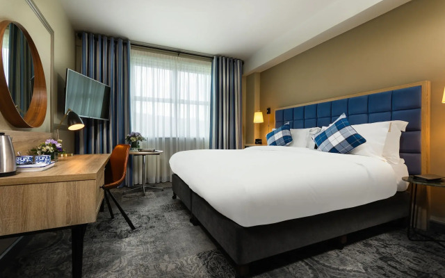 Harbour Hotel
