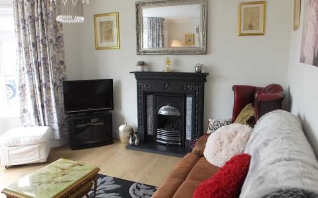 Topsham Drive