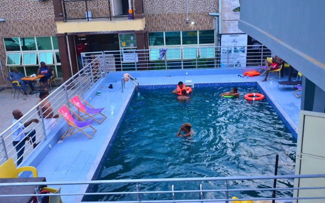 Stunning 3 Bedroom Apartments,Lekki Phase 2 & Hotels in Awoyaya