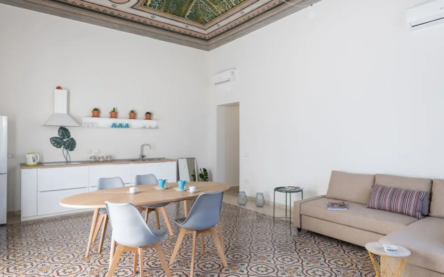 Casa Darsena With Sea View Balcony by Wonderful Italy