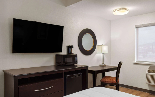 Travelodge by Wyndham Globe AZ