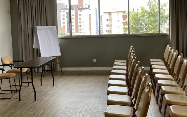 Novo Hamburgo Business Hotel