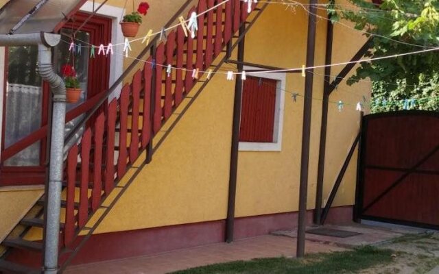Zách Klára utcai Apartman