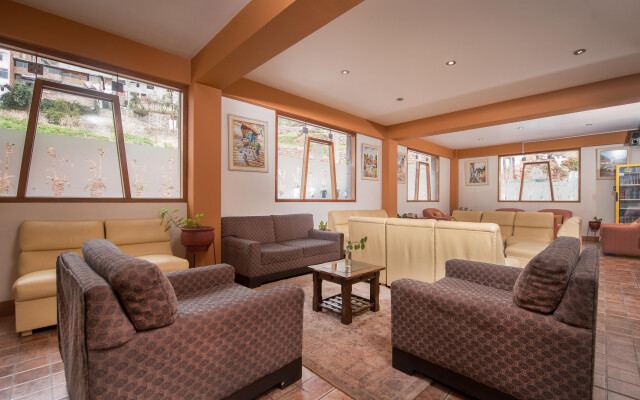 Hotel Cascada del Inka