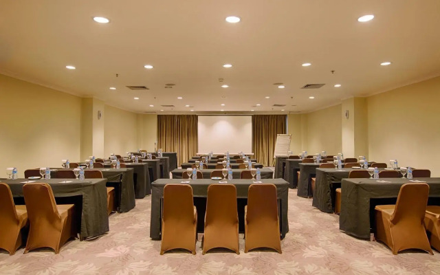 Royal Kuningan Hotel