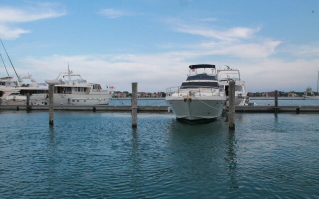 Marina Santelena Resort