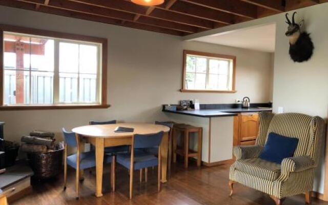 4 Season Retreat