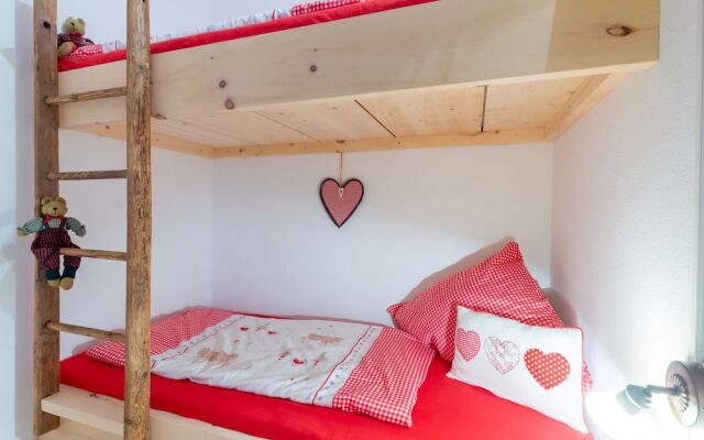 Spacious Apartment in Piesendorf near Ski Area