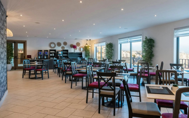 Plaza Regency Hotels