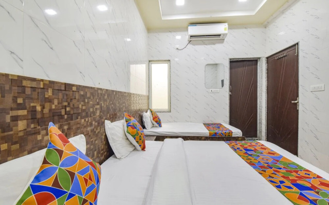 Fabhotel Maa Gayatri Sadan