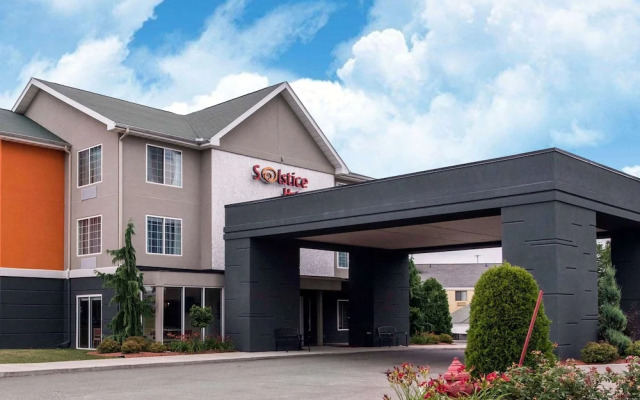 Best Western Erie Inn & Suites