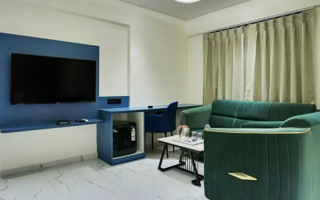 palm suites baner