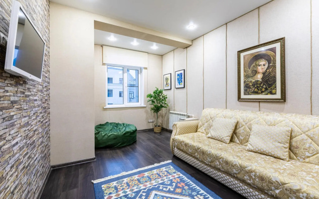Apartment at Vishnevskogo Street