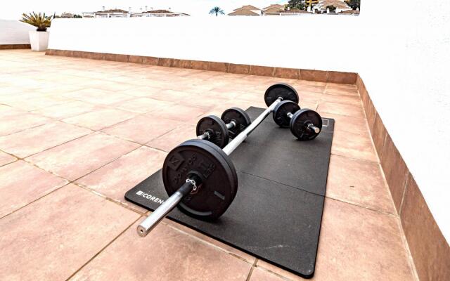 LAL- Fantastic family penthouse close to beaches