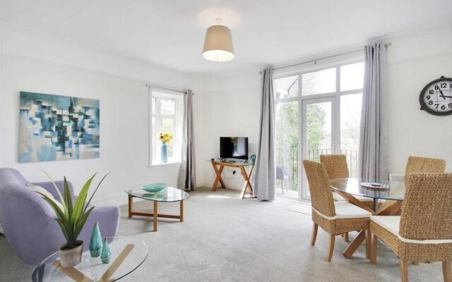 Stunning 2-bed Apartment in Tunbridge Wells