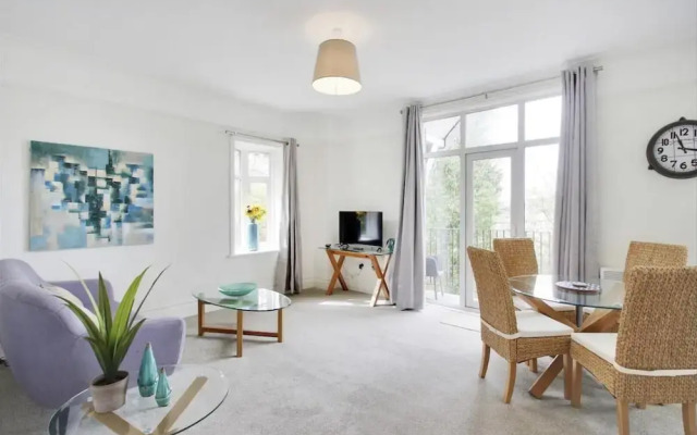 Stunning 2-bed Apartment in Tunbridge Wells