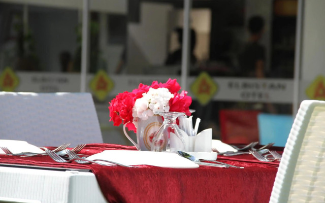 Aelbistan Otel
