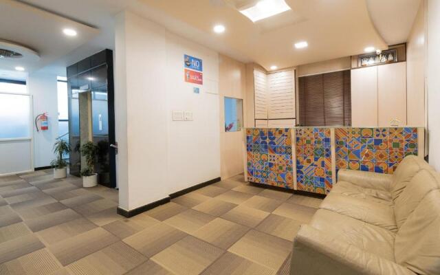 Capital O 70516 Hotel Scarlet