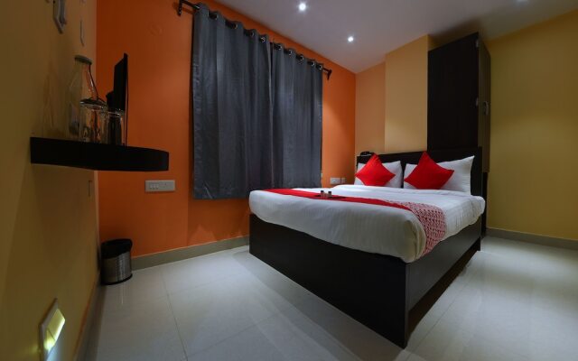 OYO Flagship 630 VIP Road