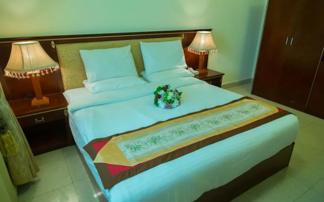 Dream Palace Hotel