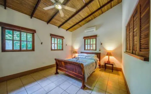 Mango Rosa Resort