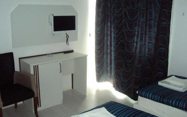 Teos Hotel