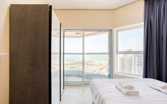 Newly Furnished Apartment in the Heart of JLT