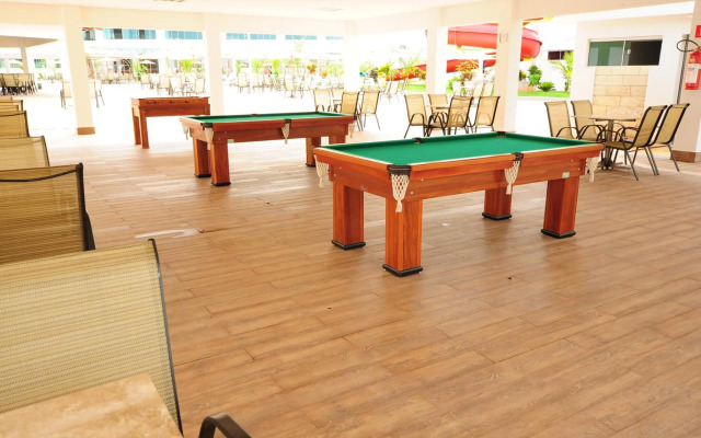 Lacqua diRoma Hotel com Parque Aquático 24 horas