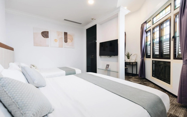 Santa Grand Hotel East Coast, a NuVe Group Collection