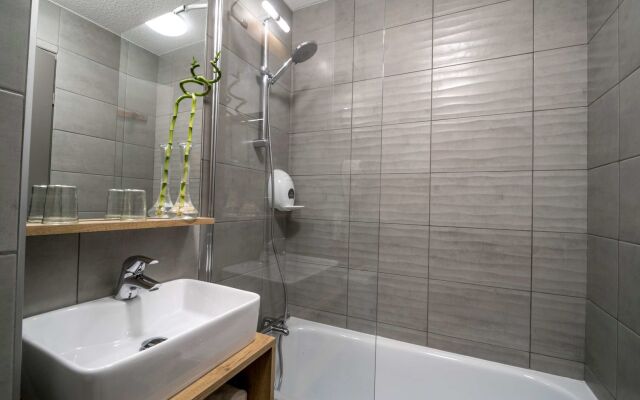 Ostal Pau Université - Sure Hotel Collection by Best Western