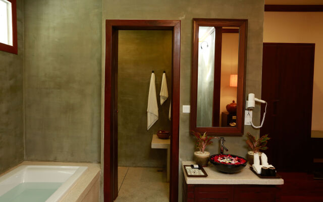 The Moon Residence & Spa