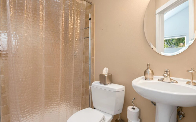 Seattle Vacation Home: Life's A Mountain