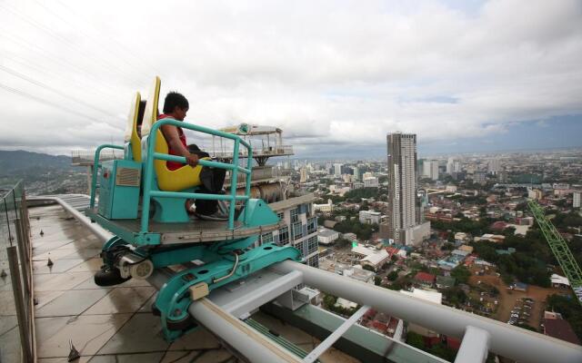 Crown Regency Hotel and Towers