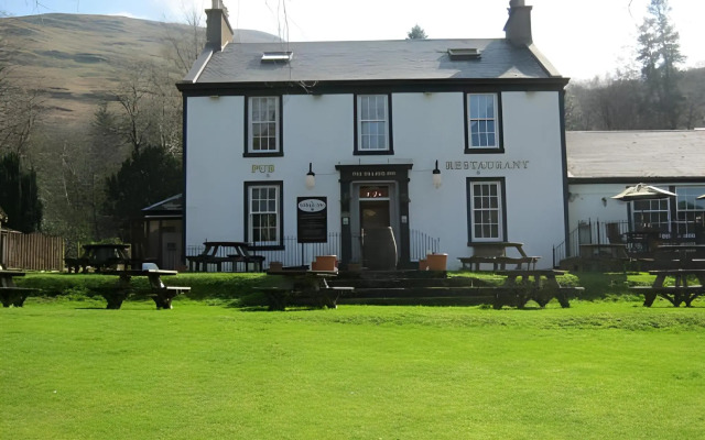 Village Inn