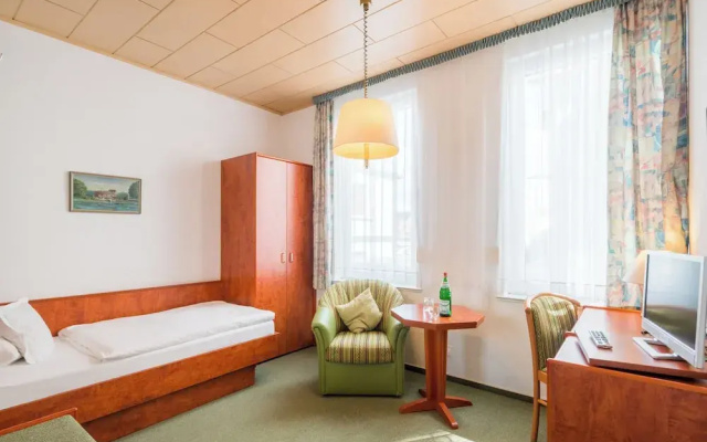Hotel Flora
