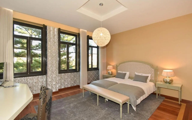 GR Suites
